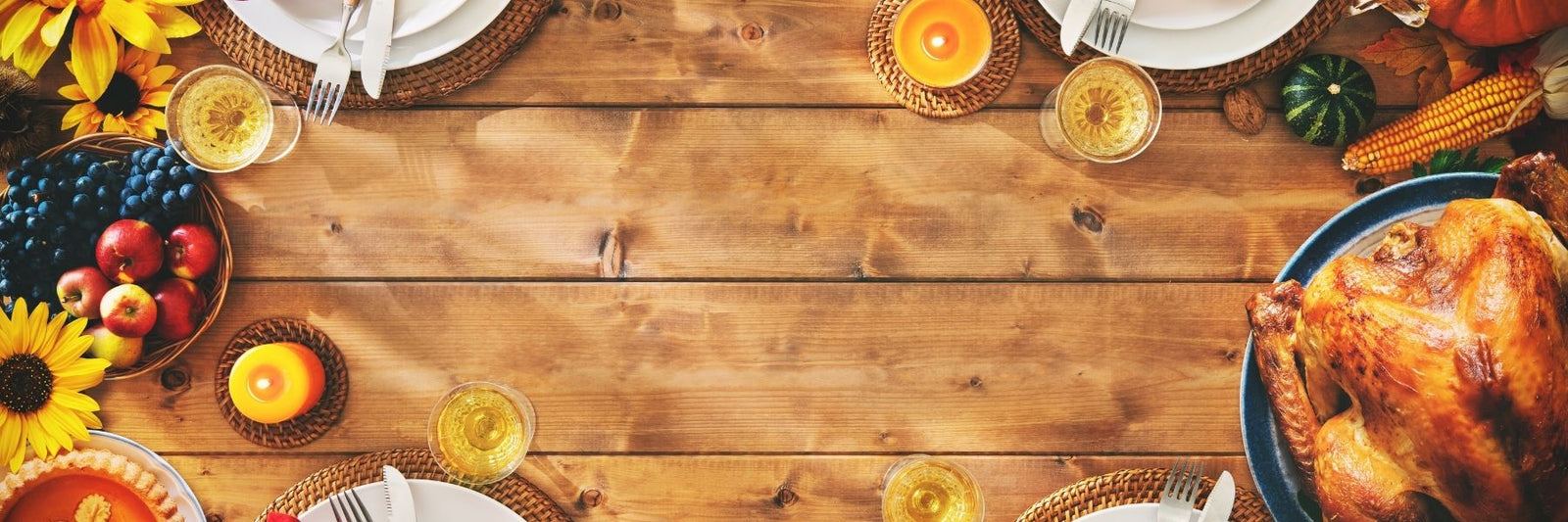 Thanksgiving Table with Traditional Thankgiving Foods Arranged in a Border